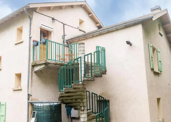 Meuble De Tourisme Du 3 Personnes A Serigas *