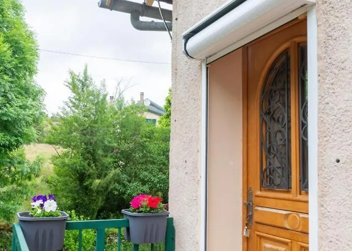 Meuble De Tourisme Du 3 Personnes A Serigas *